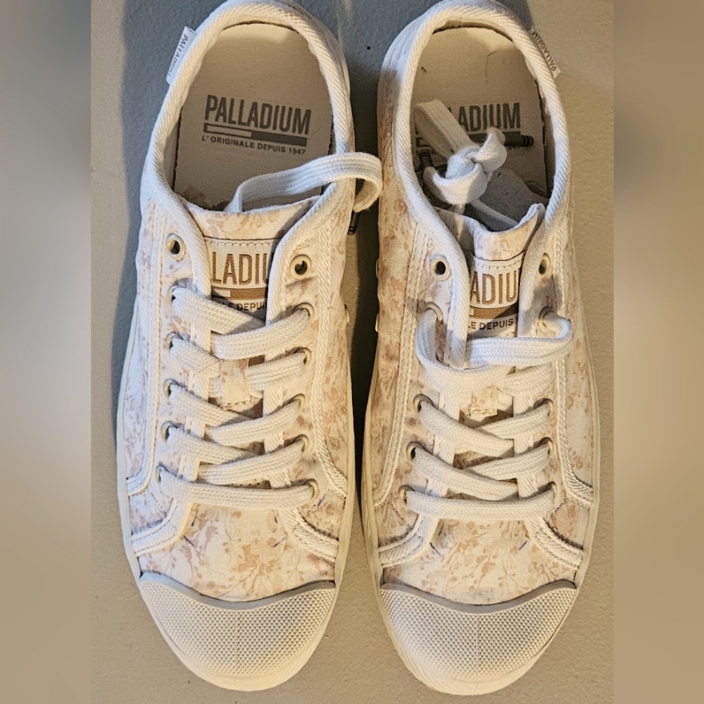 CUTE Palladium Canvas Sneakers